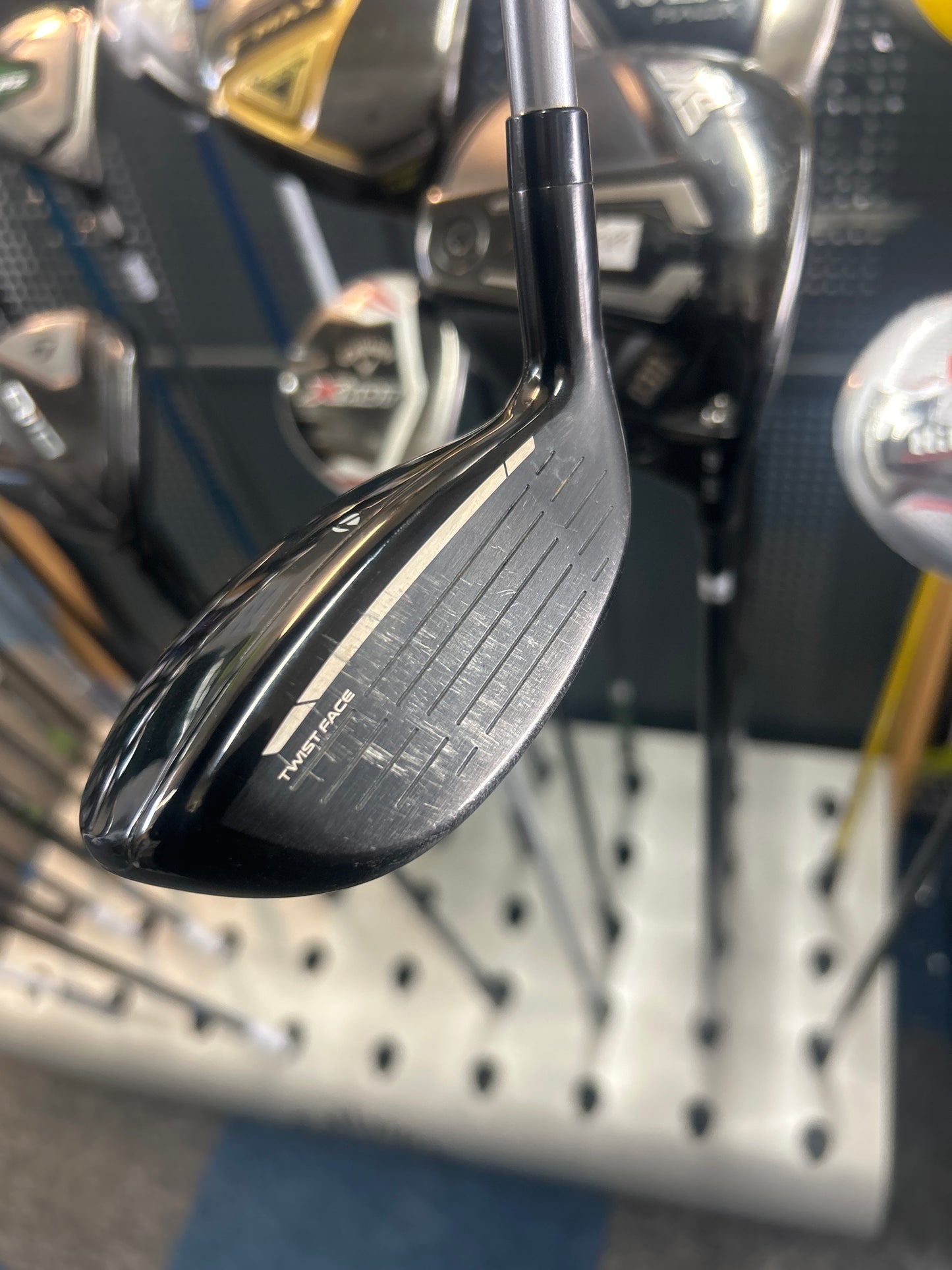 TAYLORMADE QI10 MAX 6 HYBRID (SOFT REGULAR FLEX)