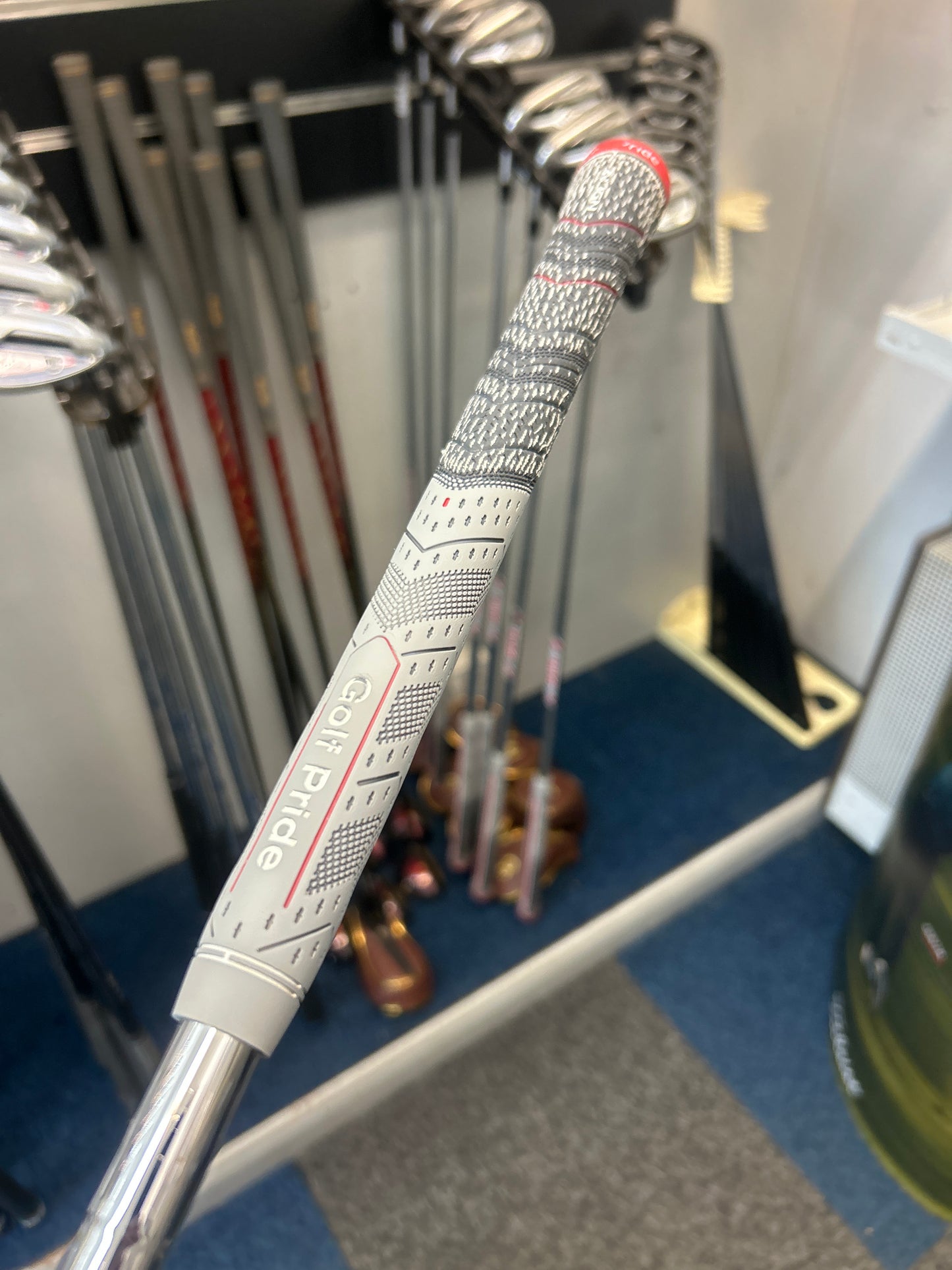 Titleist AP1 (4-GAP, Regular Flex)