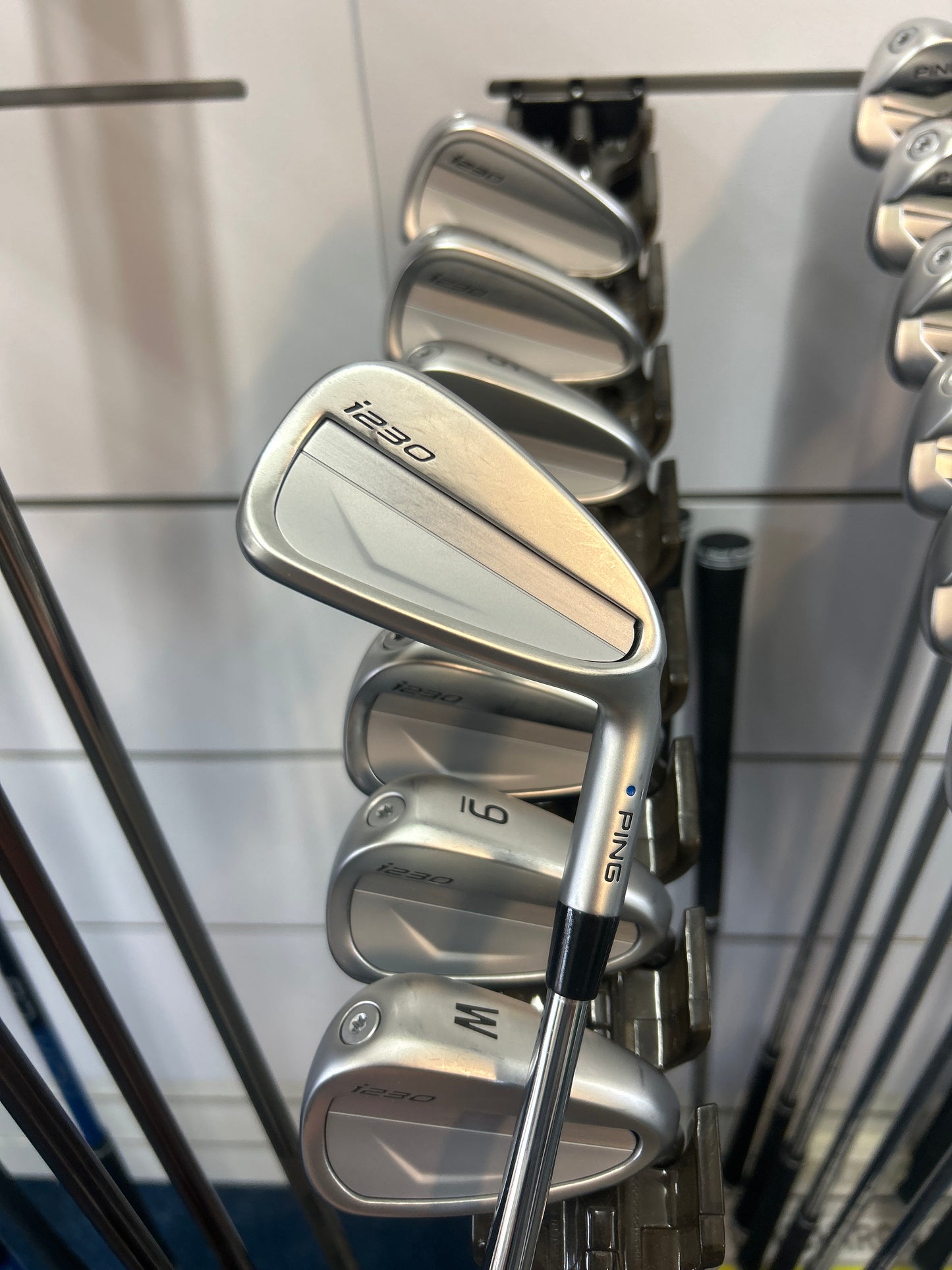 PING i230 (4-PW, Regular Flex)