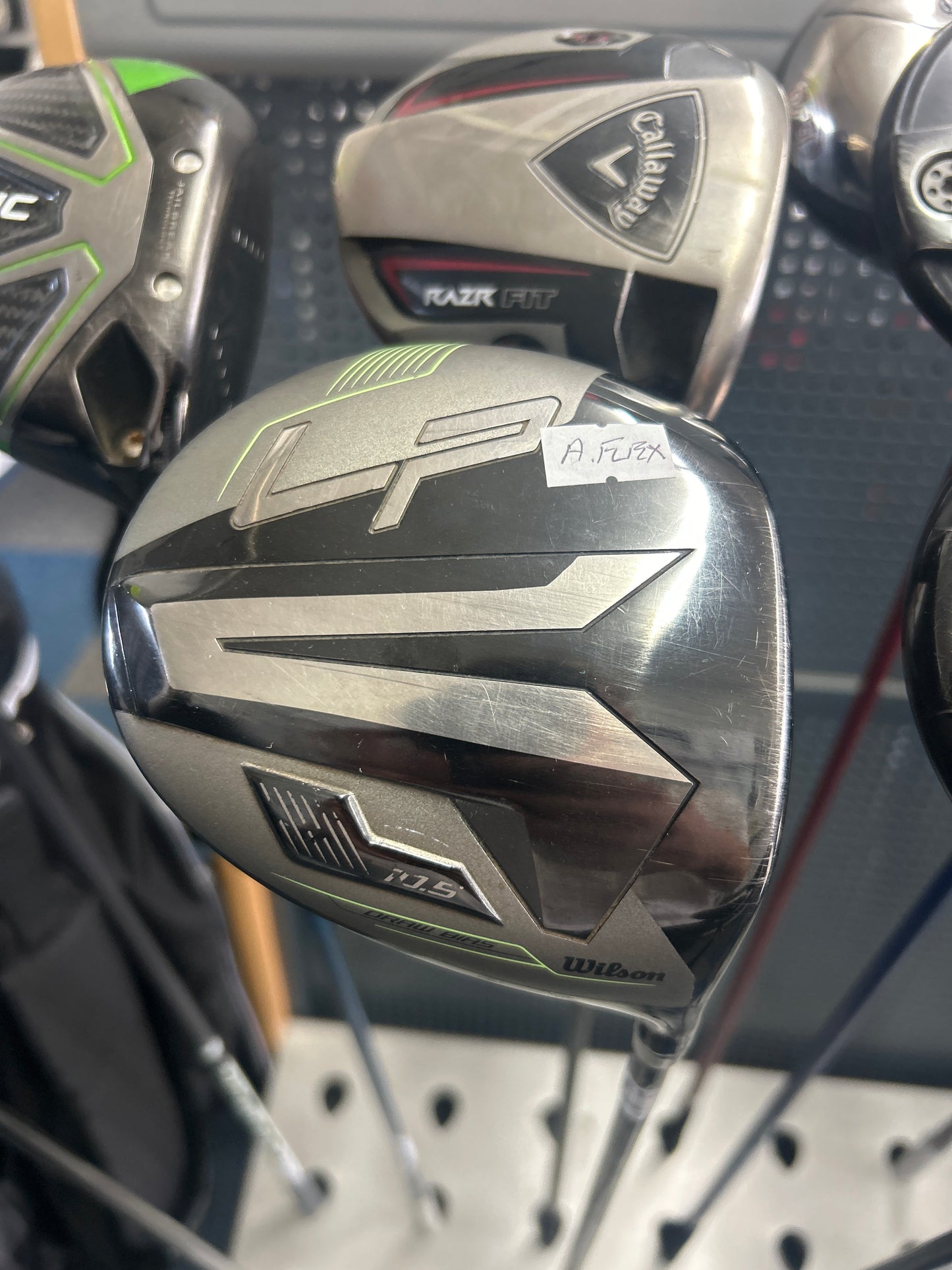 WILSON STAFF LP 10.5’’ (Soft REGULAR FLEX)