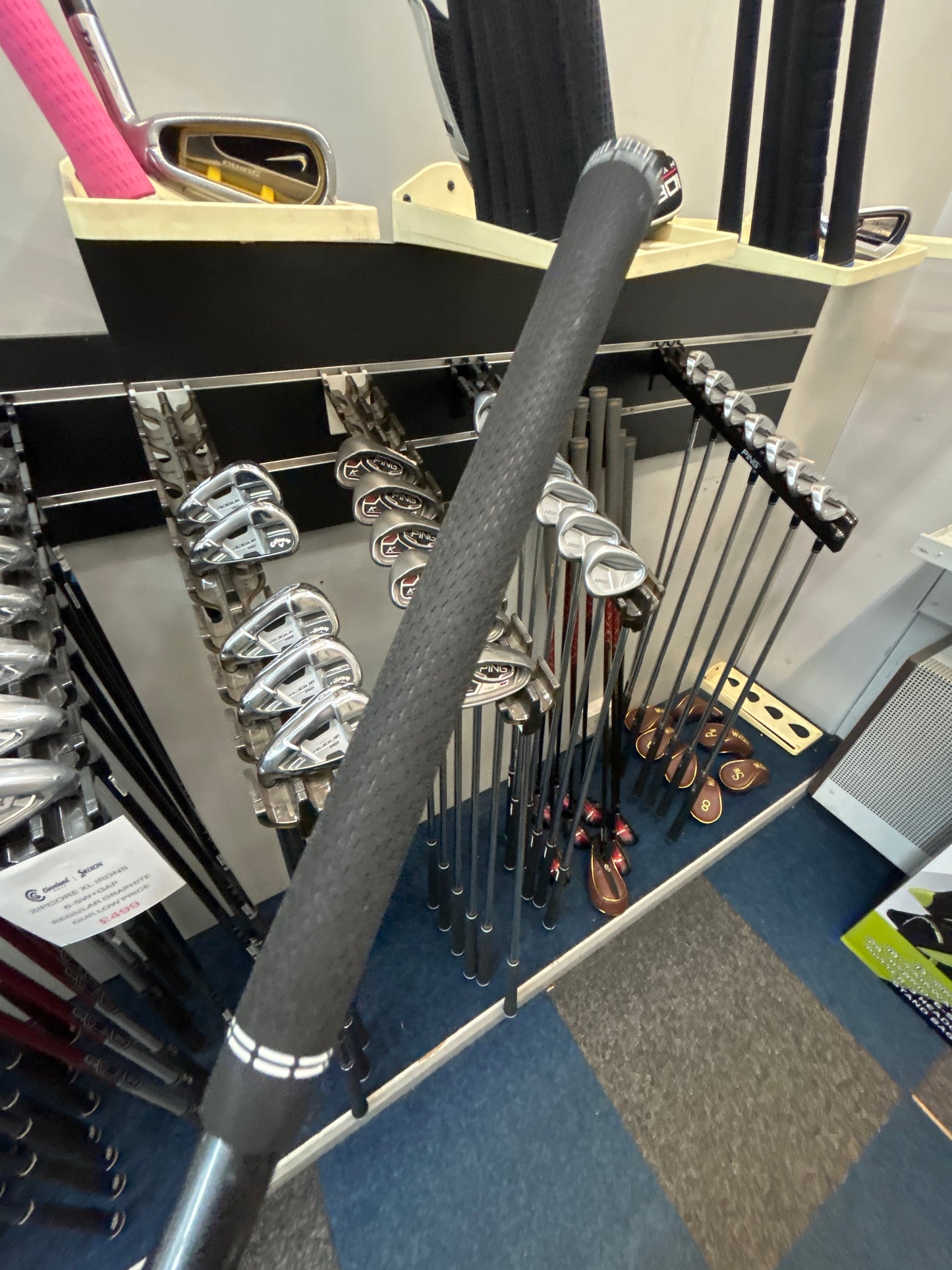CALLAWAY ROGUE PRO (5-PW, Regular Flex)