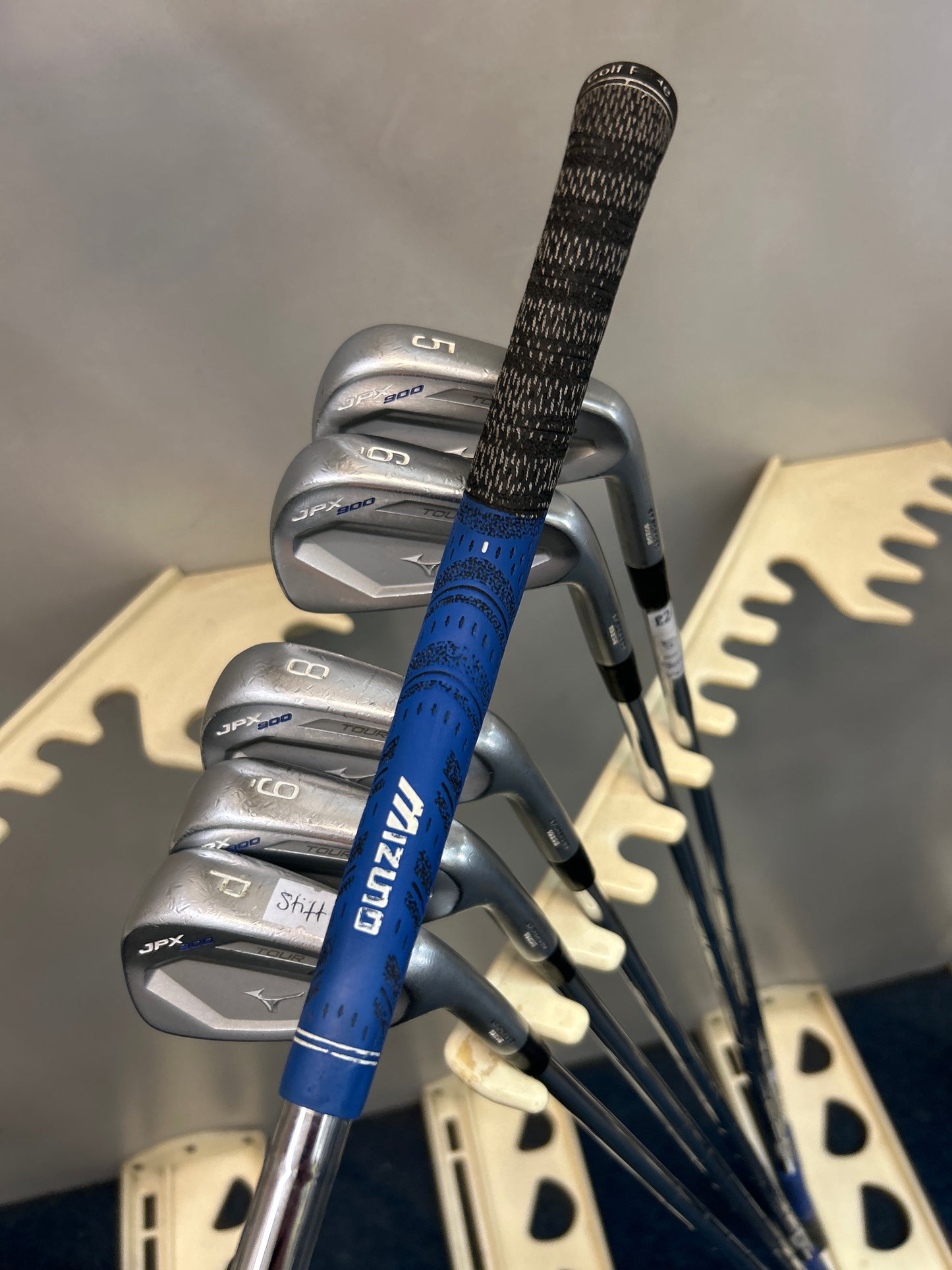 MIZUNO JPX 900 TOUR (5-PW STIFF FLEX)