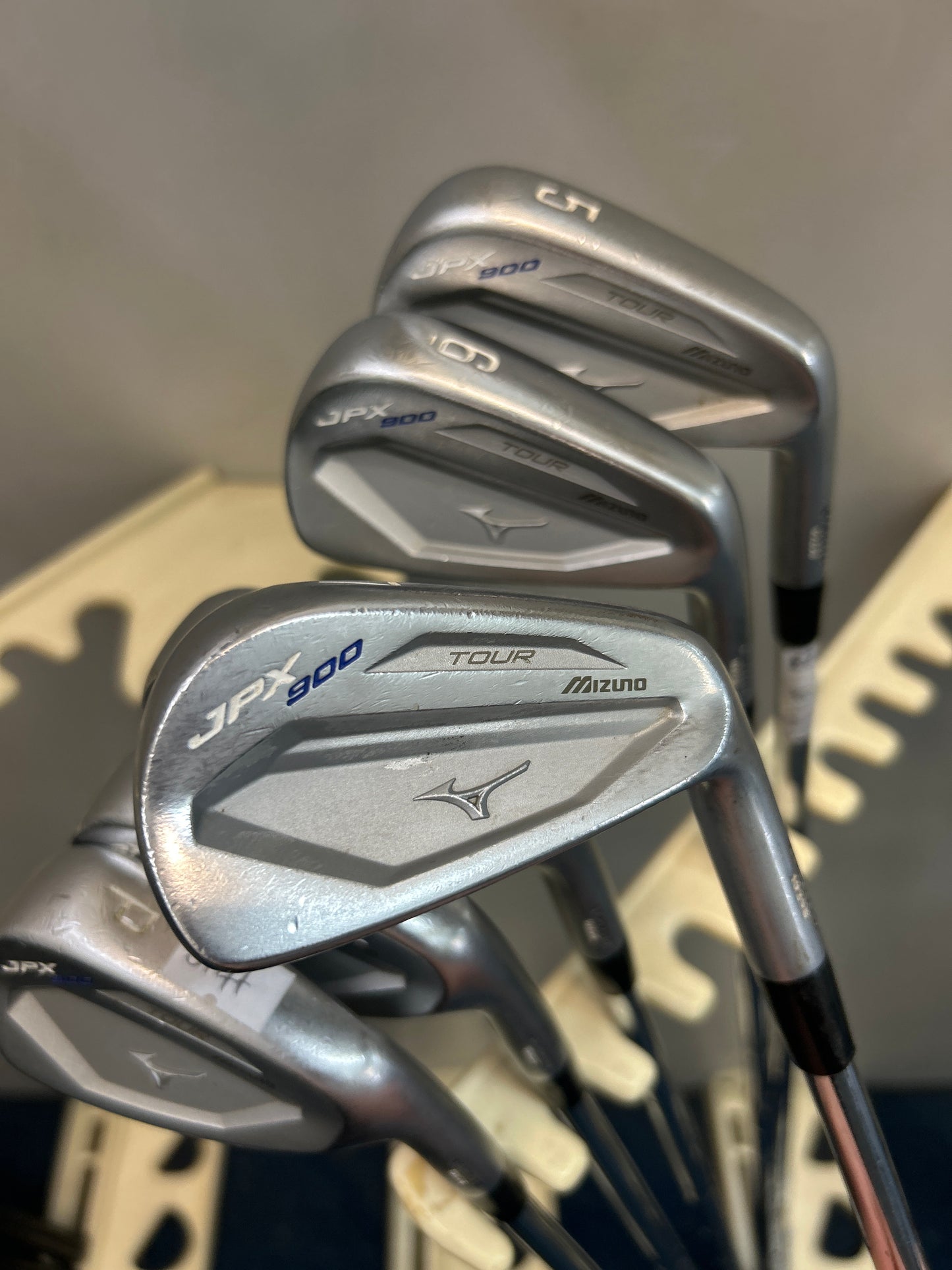 MIZUNO JPX 900 TOUR (5-PW STIFF FLEX)